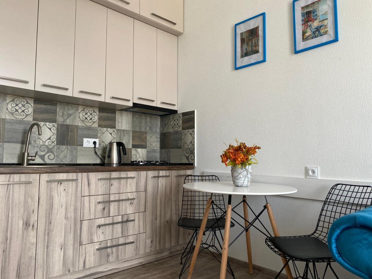 Studio Apartment With Balcony In Tbilisi Ngoại thất bức ảnh