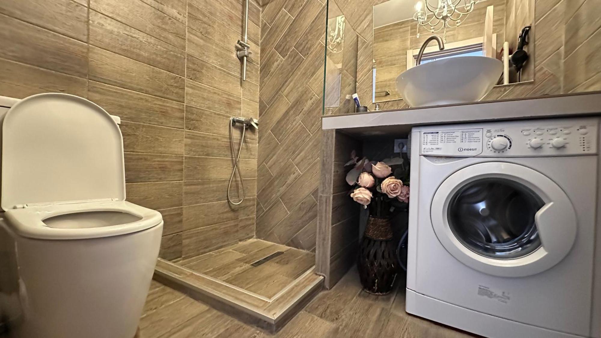 Studio Apartment With Balcony In Tbilisi Ngoại thất bức ảnh